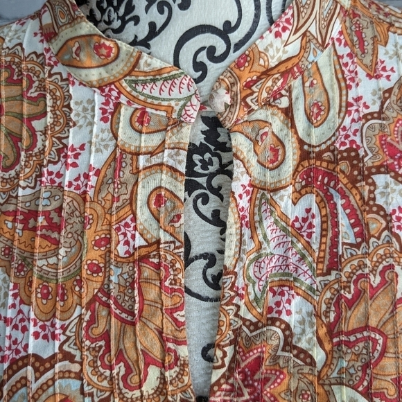 Charter Club Women's Long Sleeve paisley Print keyhole front Size 24w Top BBIN - Picture 8 of 10